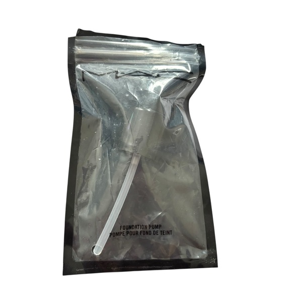 MAC Foundation Pump - Picture 4 of 8